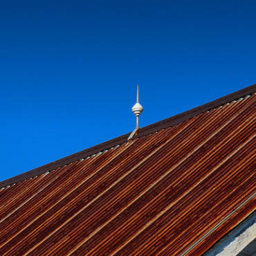 12 Metal Roof Maintenance To-Do’s